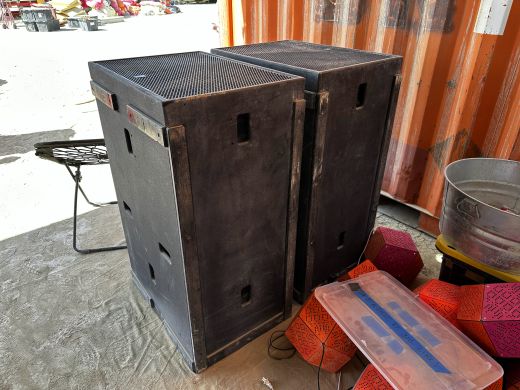 D24.DisorientSoundSystemSubsToBeRepaired.2.jpg